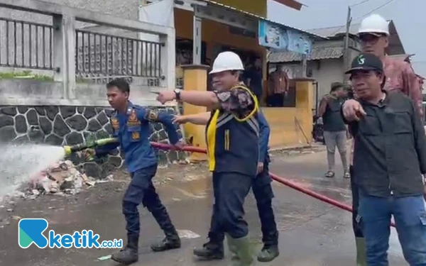 Thumbnail Berita - DLHK Sidoarjo Aplikasikan Eco Lindi untuk Lenyapkan Bau Sampah di TPA Galuga Bogor