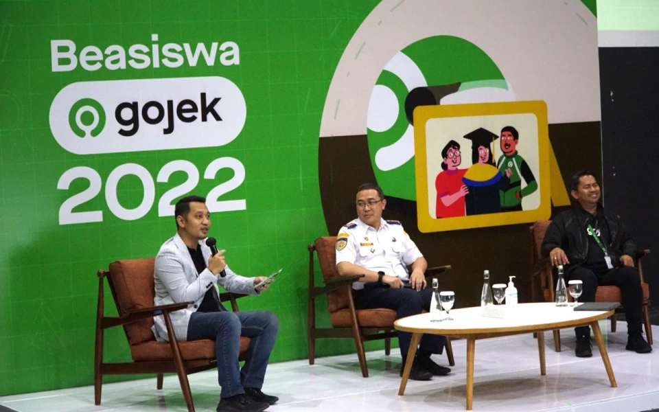 Thumbnail Berita - Gandeng Politeknik Negeri, Gojek Kembali Beri Beasiswa Anak Mitra Driver