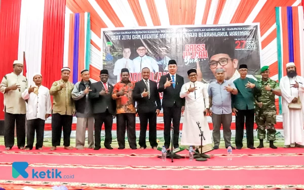 Thumbnail Berita - Buka Tabligh Akbar, Bupati Freddy Ajak Pelajar Berakhlakul Karimah