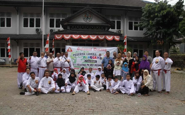 Thumbnail Berita - HUT Ke-1 Perisai Diri, Kehutanan Palembang Gelar Lomba Menggambar dan Bagi Tanaman