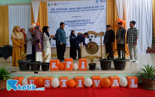 Thumbnail Berita - Dies Natalis dan KPI Fest, Dekan FUAD IAIN Curup Ungkap Peran Penting Pers