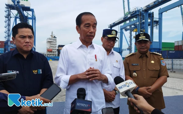 Thumbnail Berita - Presiden Jokowi Resmikan Proyek Strategis Nasional Pelabuhan Makassar New Port