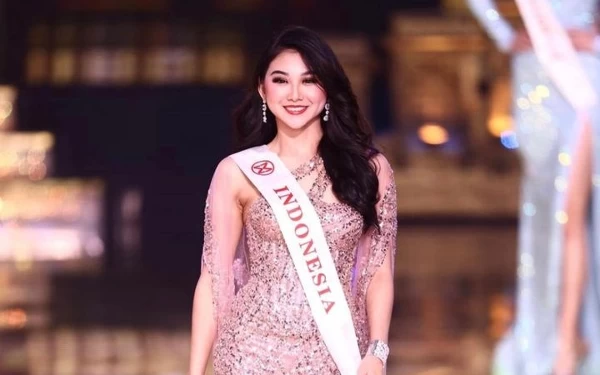 Thumbnail Berita - Memukau! Audrey Vanessa, Miss Indonesia 2022 Kenakan Gaun Ranupatma