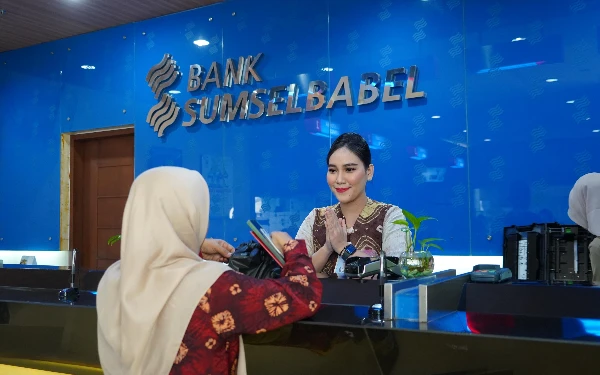 Thumbnail Berita - Dukung Industri Tekstil Lokal, Bank Sumsel Babel Wajibkan Karyawan Kenakan Baju Motif Jumputan