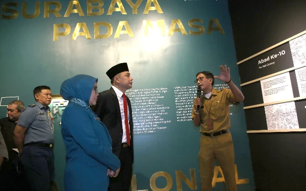 Thumbnail Berita - Tak Ingin Sejarah Hilang Begitu Saja, Eri Resmikan Museum Surabaya