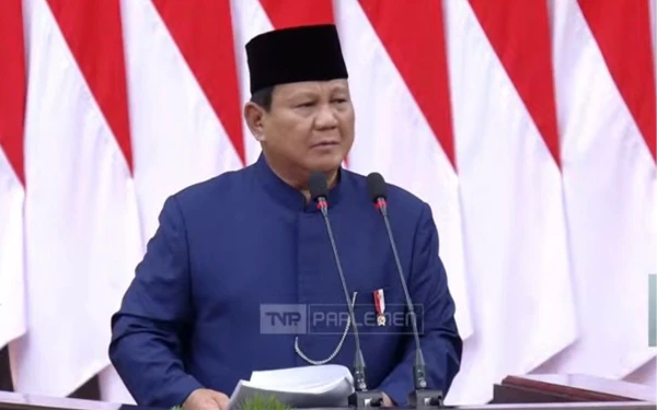 Thumbnail Berita - Menggebu-gebu Bela Wong Cilik, Pidato Perdana Presiden Prabowo Bolak-balik Dapat Standing Ovation