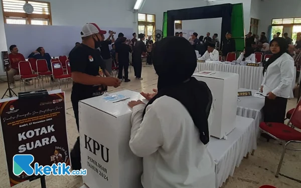 Thumbnail Berita - Antisipasi Kesalahan, KPU Kabupaten Kediri Gelar Simulasi Tungsura