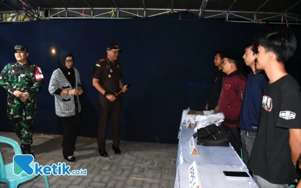 Thumbnail Berita - Forkopimda Sidoarjo Pastikan Kesiapan TPS di Berbagai Kecamatan