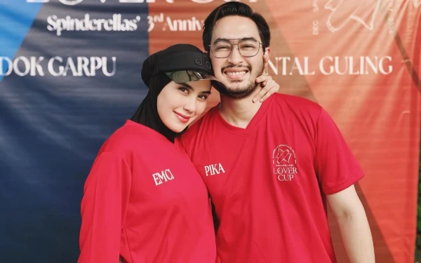 Thumbnail Berita - Potret Syahnaz Tenis usai Suami Menang Pilkada Bandung Barat, Netizen: Aura Ibu Bupati Mulai Muncul