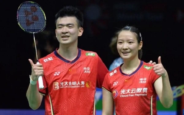 Thumbnail Berita - Ganda Campuran China Zheng/Huang Berjaya di BWF World Tour Finals 2024