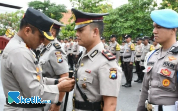 Thumbnail Berita - Kapolres Kota Madiun Pimpin Apel Sertijab Kasat Intelkam