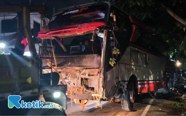 Thumbnail Berita - Bus Pariwisata Kecelakaan Maut di Kota Batu Tidak Kantongi Surat Uji Berkala